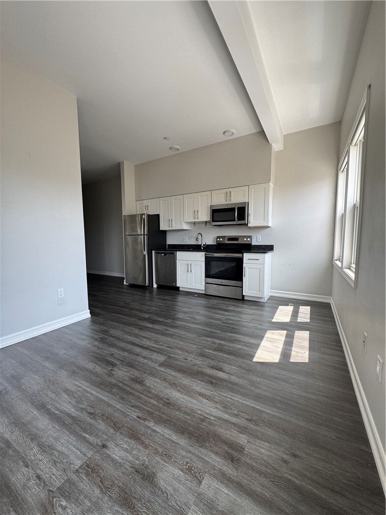 55 Bradford Street 305