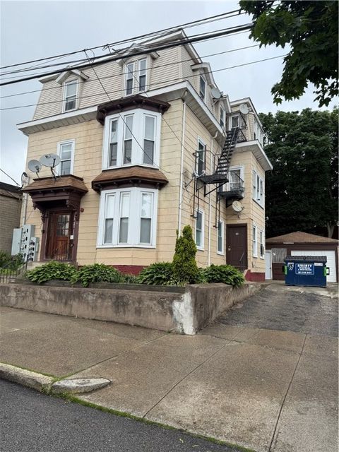 47 Montgomery Street Pawtucket RI 02860