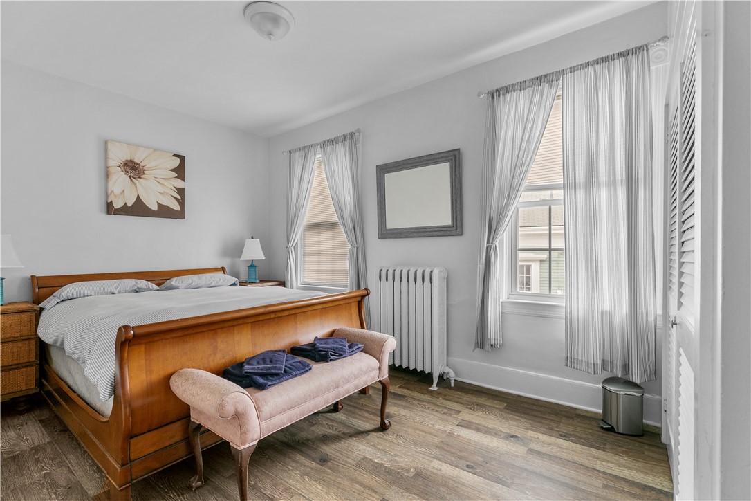 Newport, Rhode Island 02840, United States, 3 Bedrooms Bedrooms, ,1 BathroomBathrooms,Residential,Active,104521