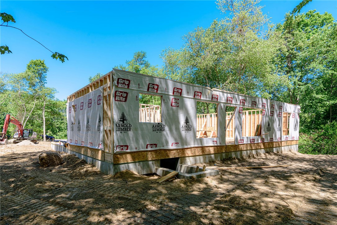 5 Robin Hollow Lane