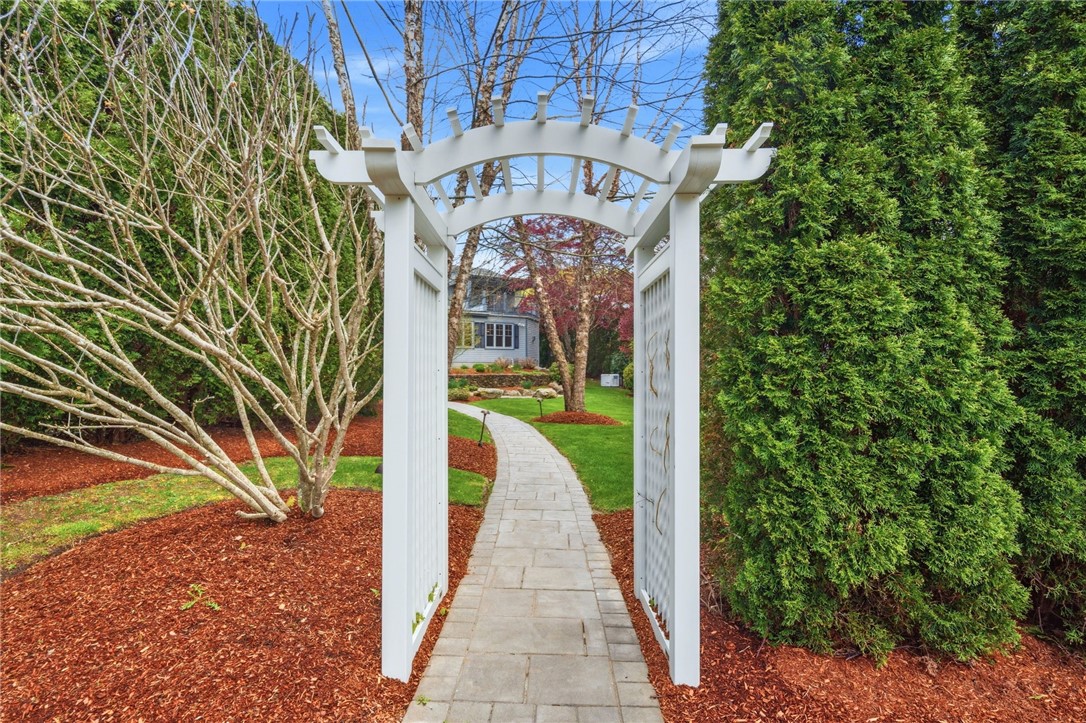 23 HILLCREST Road
