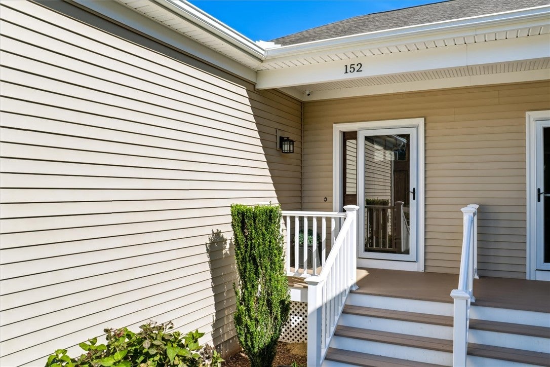 152 Allegra Lane