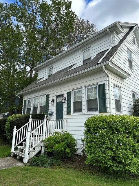 53 Wampanoag Trail East Providence RI 02915