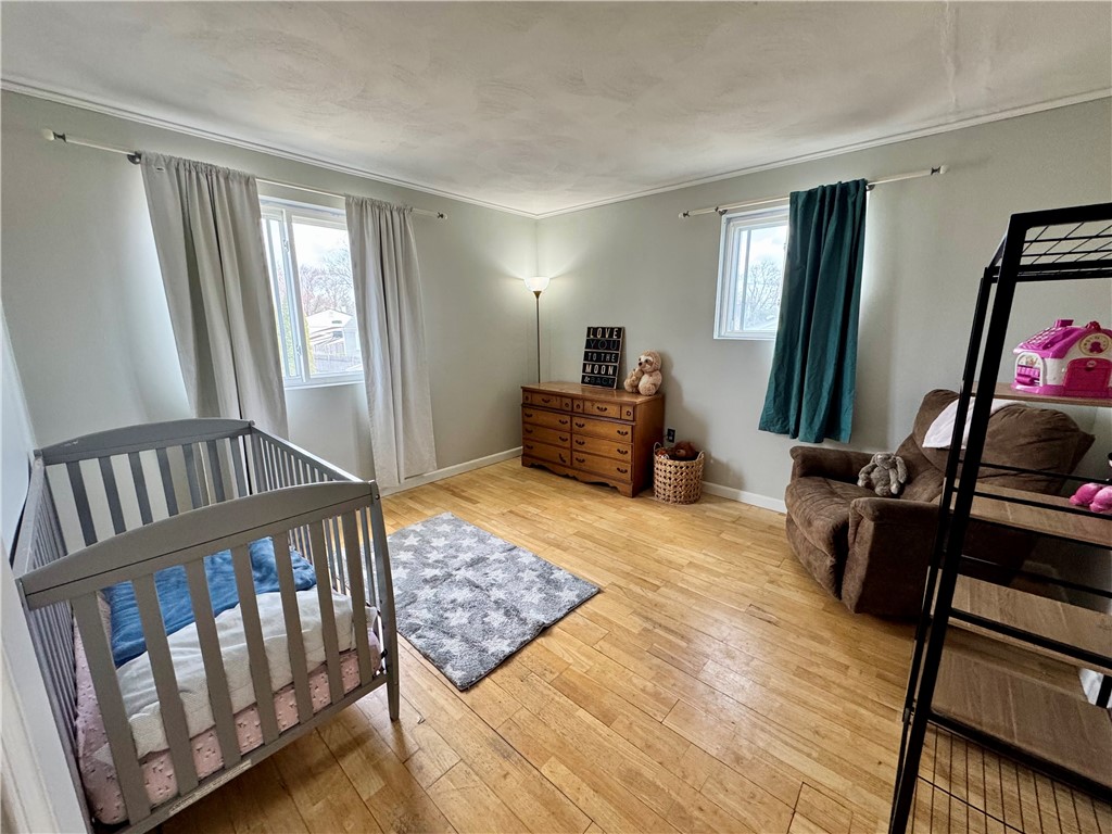 Warwick, Rhode Island 02886, United States, 3 Bedrooms Bedrooms, ,2 BathroomsBathrooms,Residential,Pending,186040