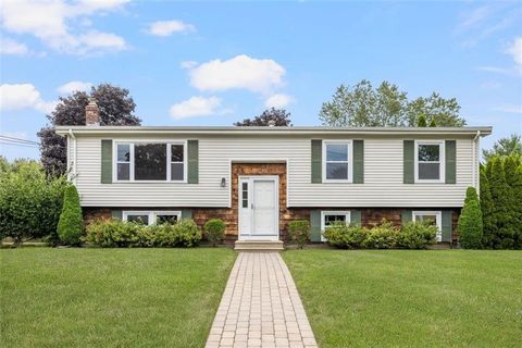 95 Amy Drive Cranston RI 02921