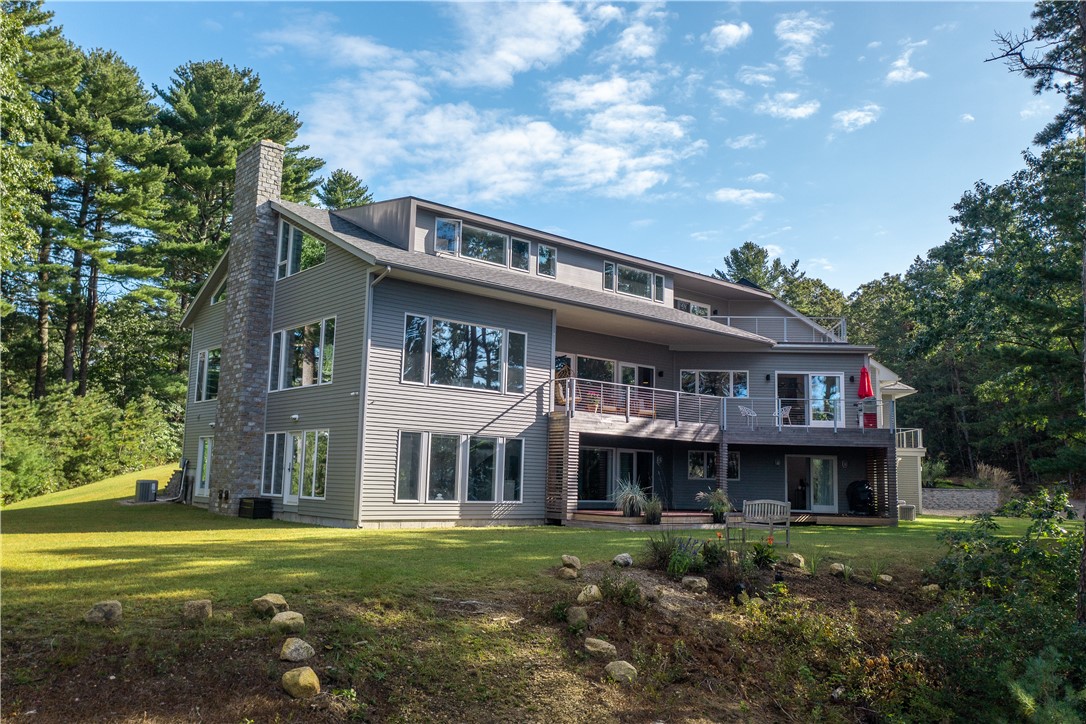 21 Fairview Avenue