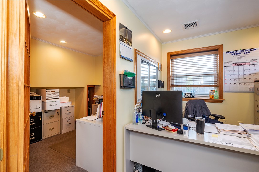 Warwick, Rhode Island 02889, United States, ,Commercial,Active,46866