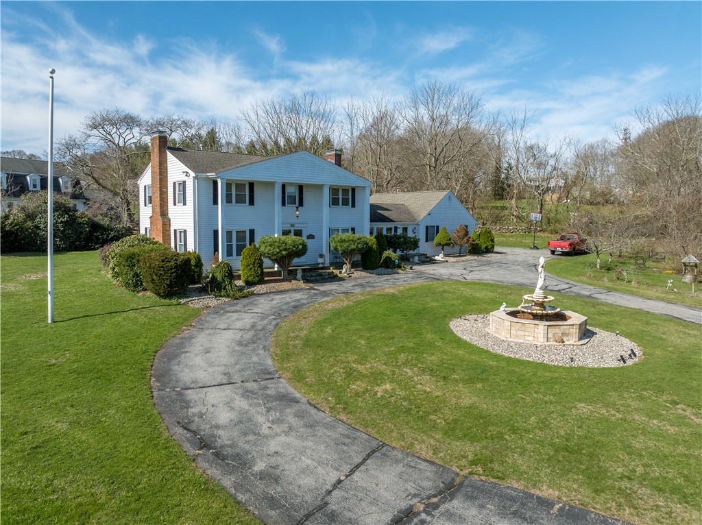 129 Lawrence Drive