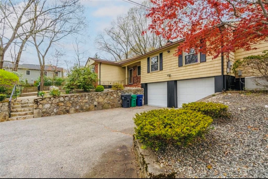1195 Centerville Road