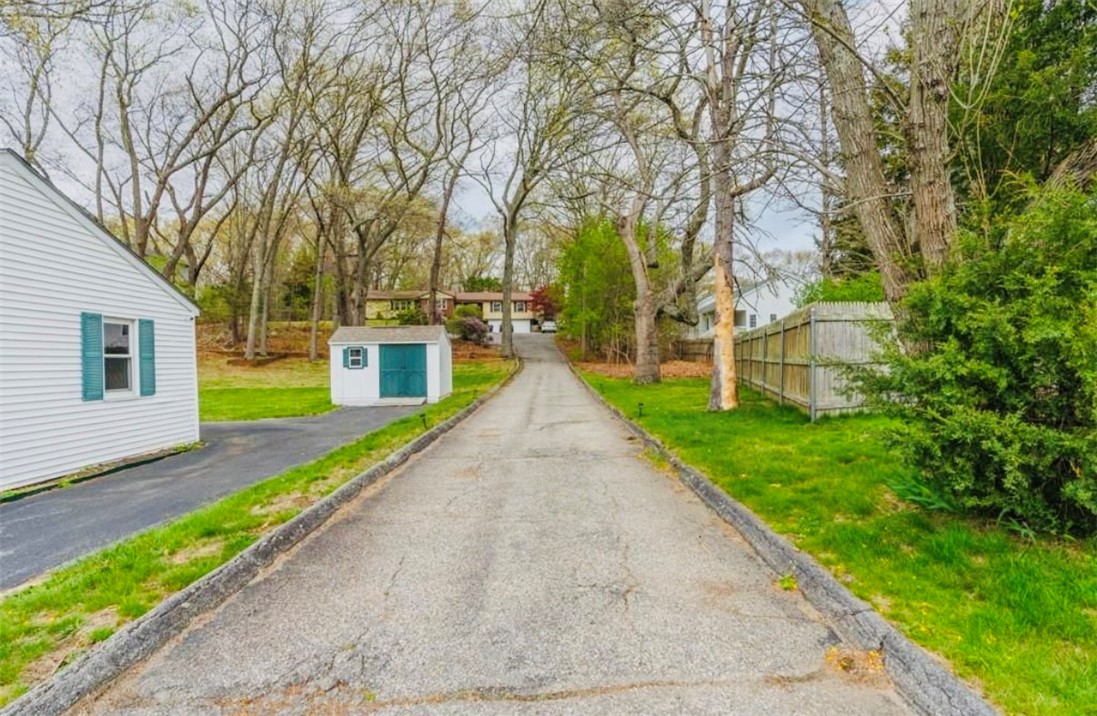 1195 Centerville Road