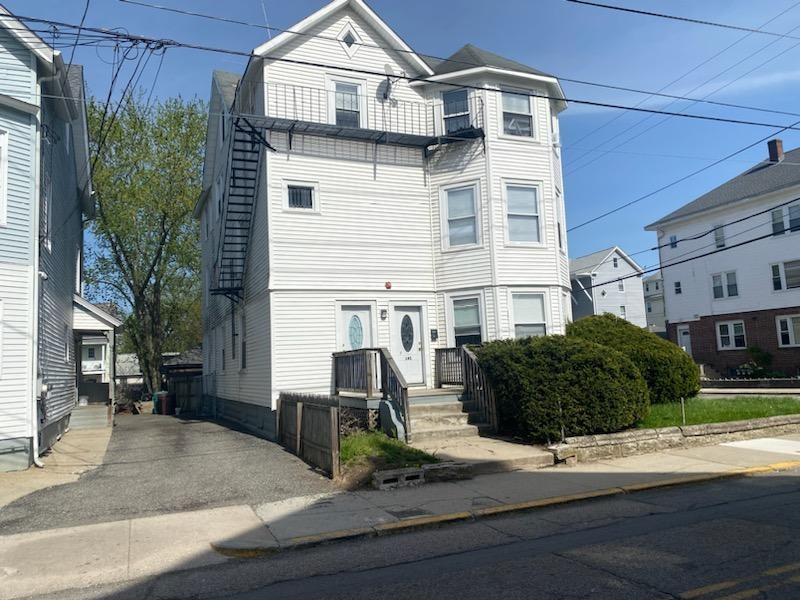 143 2nd Avenue