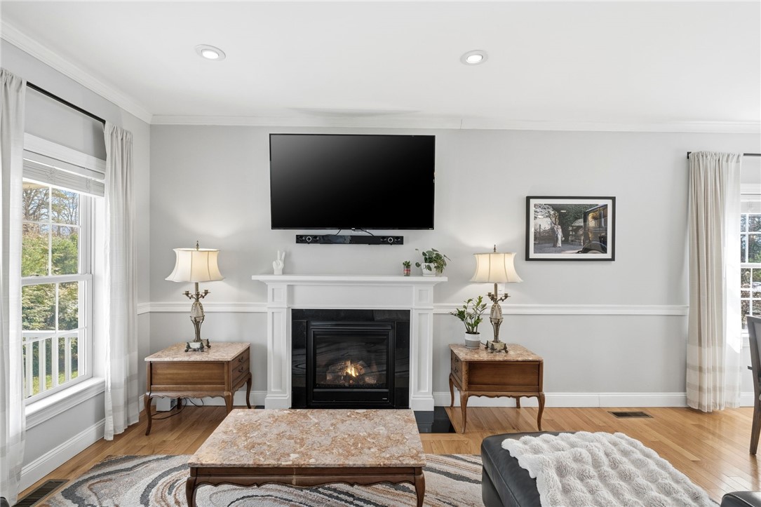 50 Greenbrier Circle