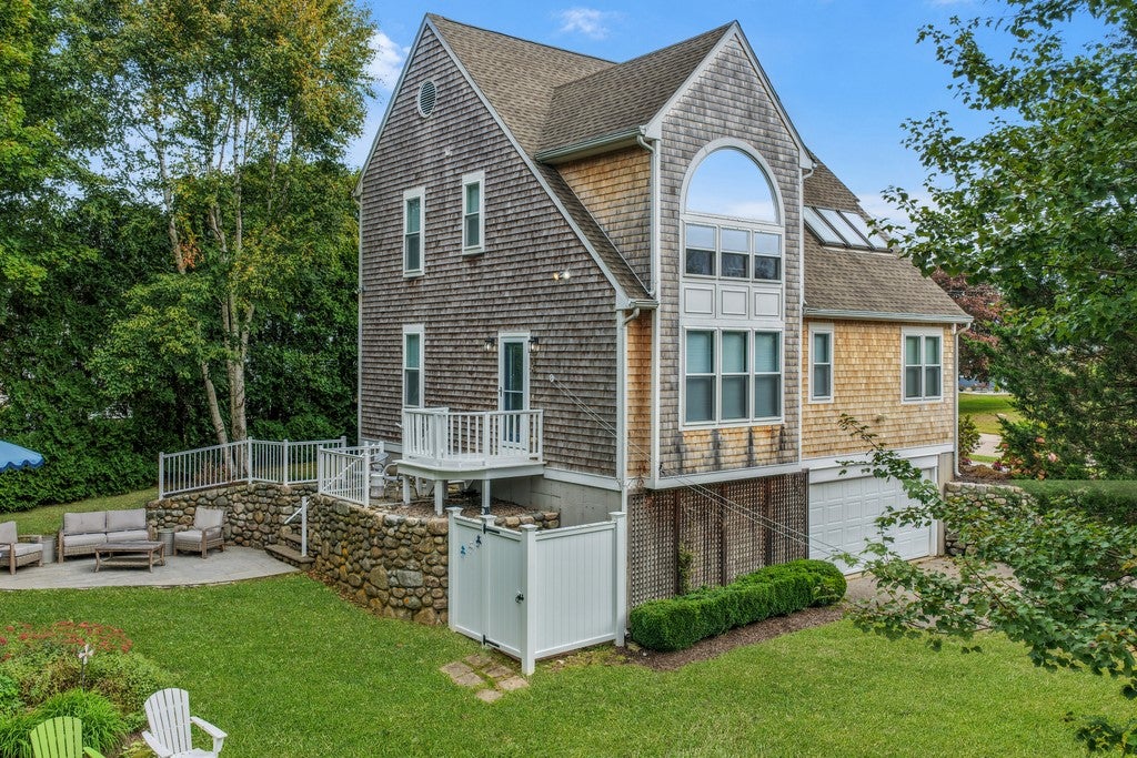34 Clifford Drive