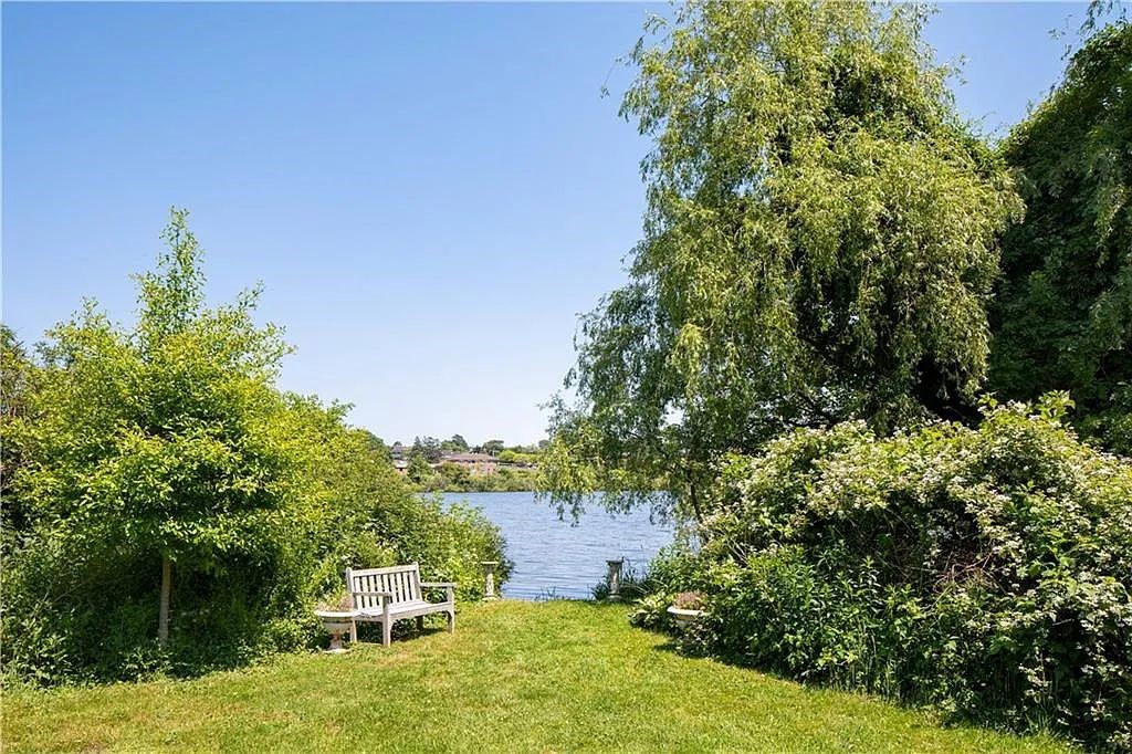 75 Green End Avenue 1