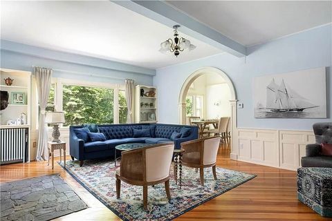 75 Green End Avenue 1 Middletown RI 02842