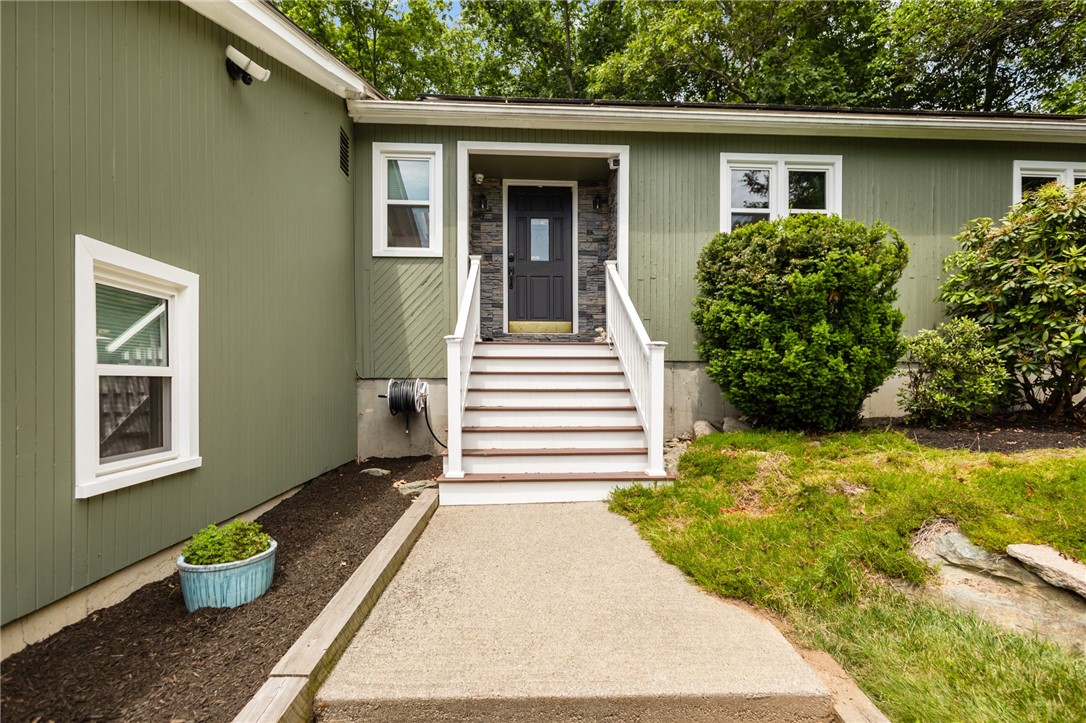 4 Amanda Court