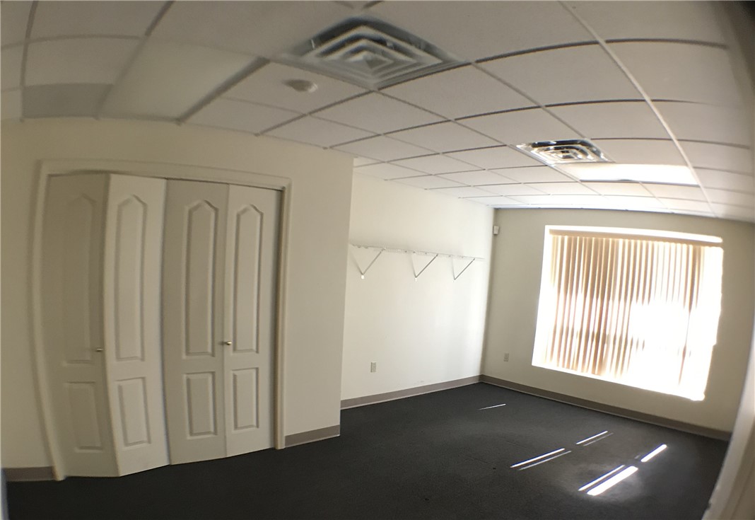 Coventry, Rhode Island 02816, United States, ,Commercial,Active,188085