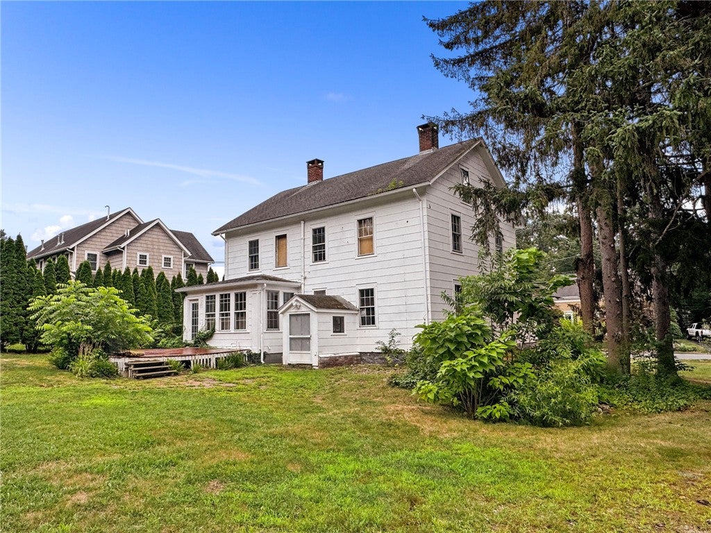 19 Mendon Road