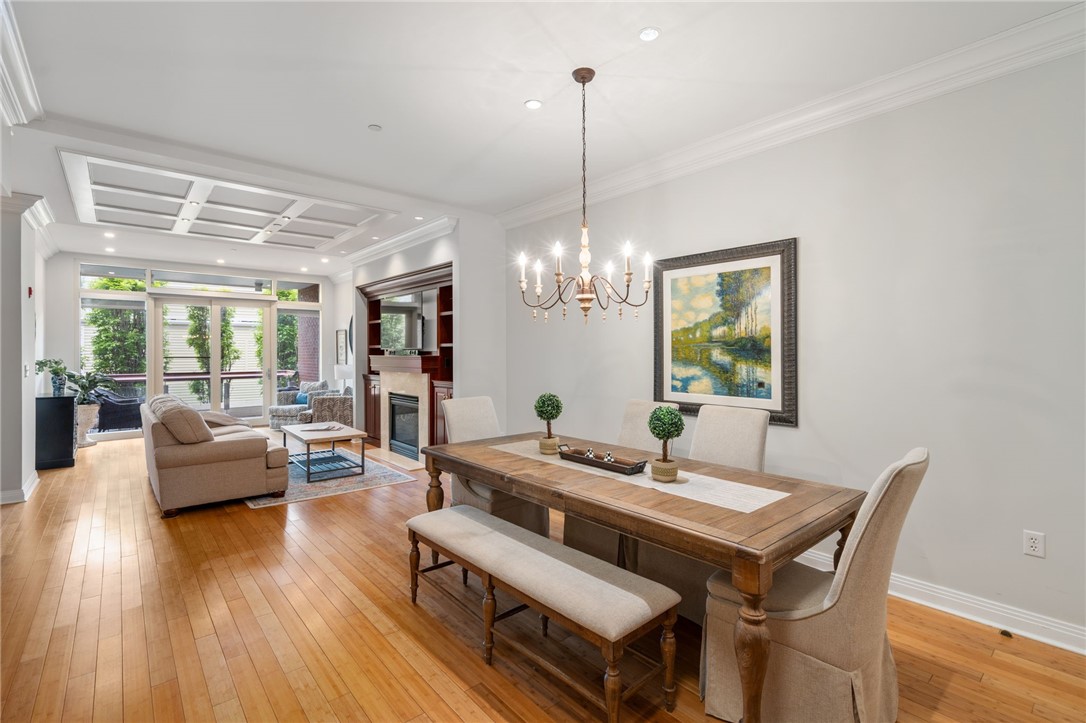 341 Thames Street 103