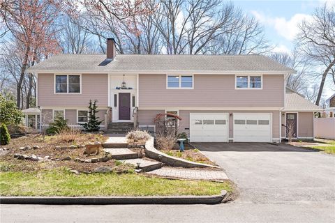 55 Fountain Avenue Barrington RI 02806