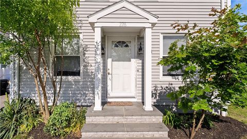 226 Becker Avenue East Providence RI 02915