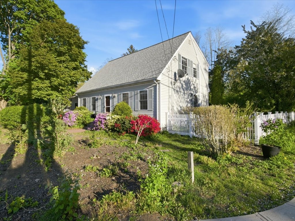 316 Waseca Avenue
