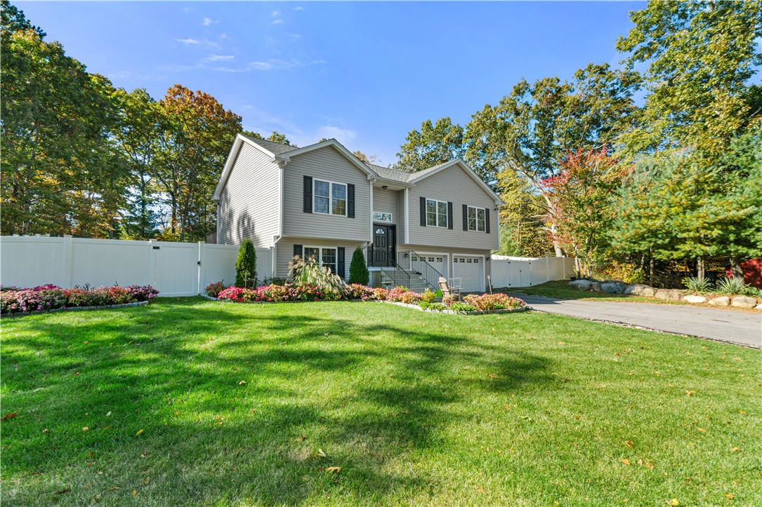 252 Douglas Pike