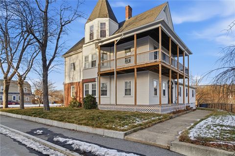 1 Bouvier Avenue Lincoln RI 02838