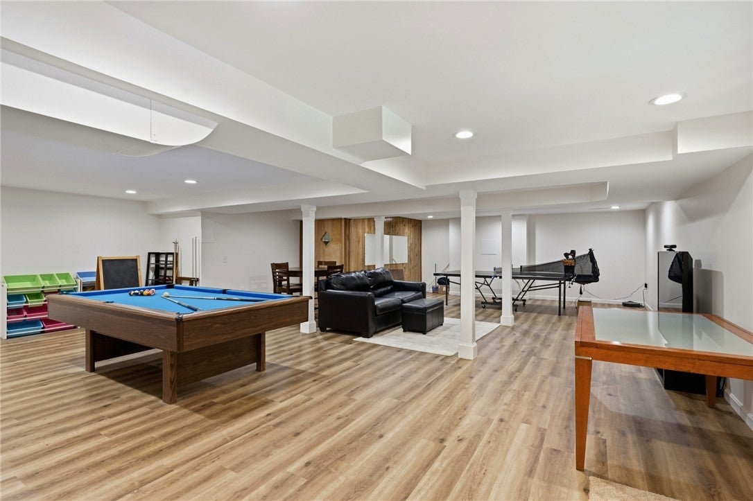 60 Fox Run, East Greenwich, RI, 02818, USA, 5 Bedrooms Bedrooms, ,4 BathroomsBathrooms,Residential,Active,60 Fox Run,1419373