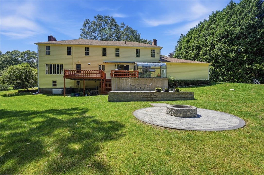 60 Fox Run, East Greenwich, RI, 02818, USA, 5 Bedrooms Bedrooms, ,4 BathroomsBathrooms,Residential,Active,60 Fox Run,1419373