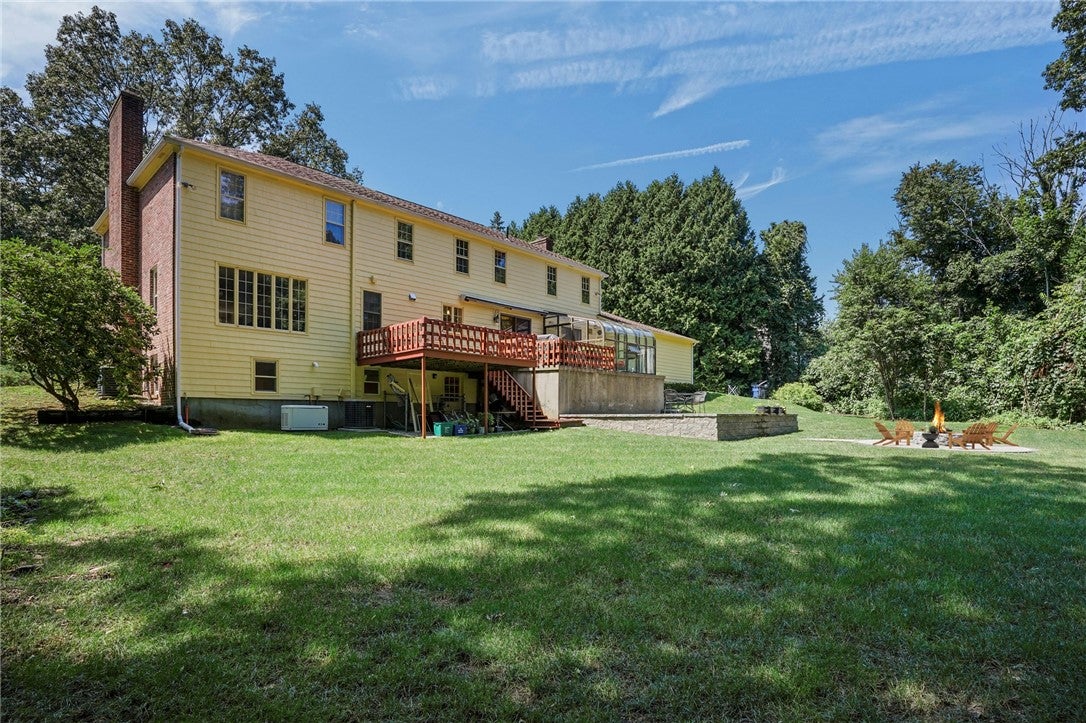 60 Fox Run, East Greenwich, RI, 02818, USA, 5 Bedrooms Bedrooms, ,4 BathroomsBathrooms,Residential,Active,60 Fox Run,1419373