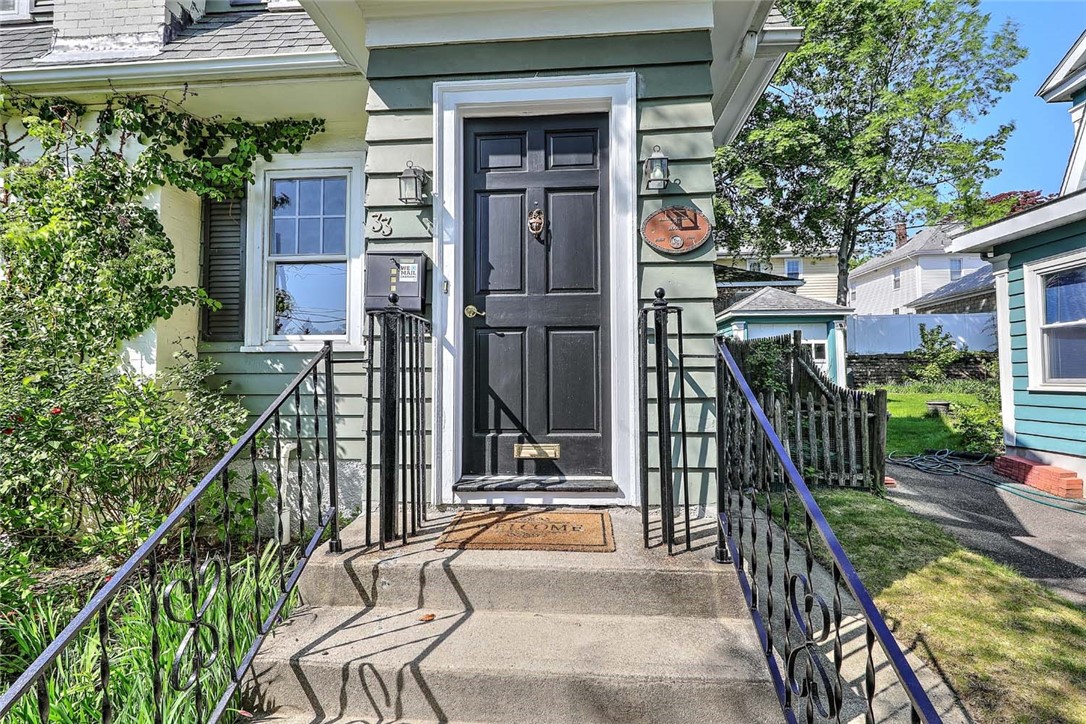33 Marbury Avenue