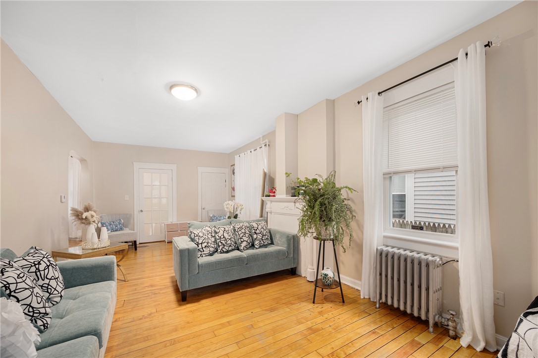 286 California Avenue