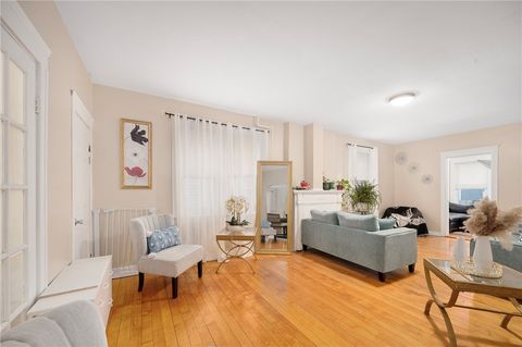 286 California Avenue Providence RI 02905