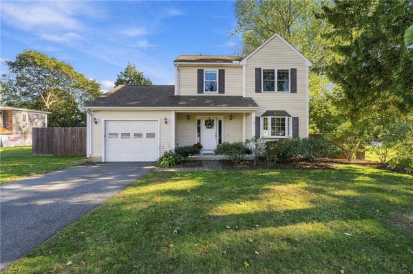 16 HART AVE, WARWICK, RI 02889 - Image d8d0fde15160f59eddbc994983386e84/392426706