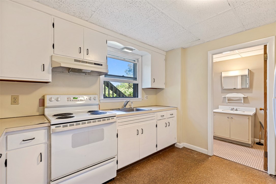 3421 Pawtucket Avenue