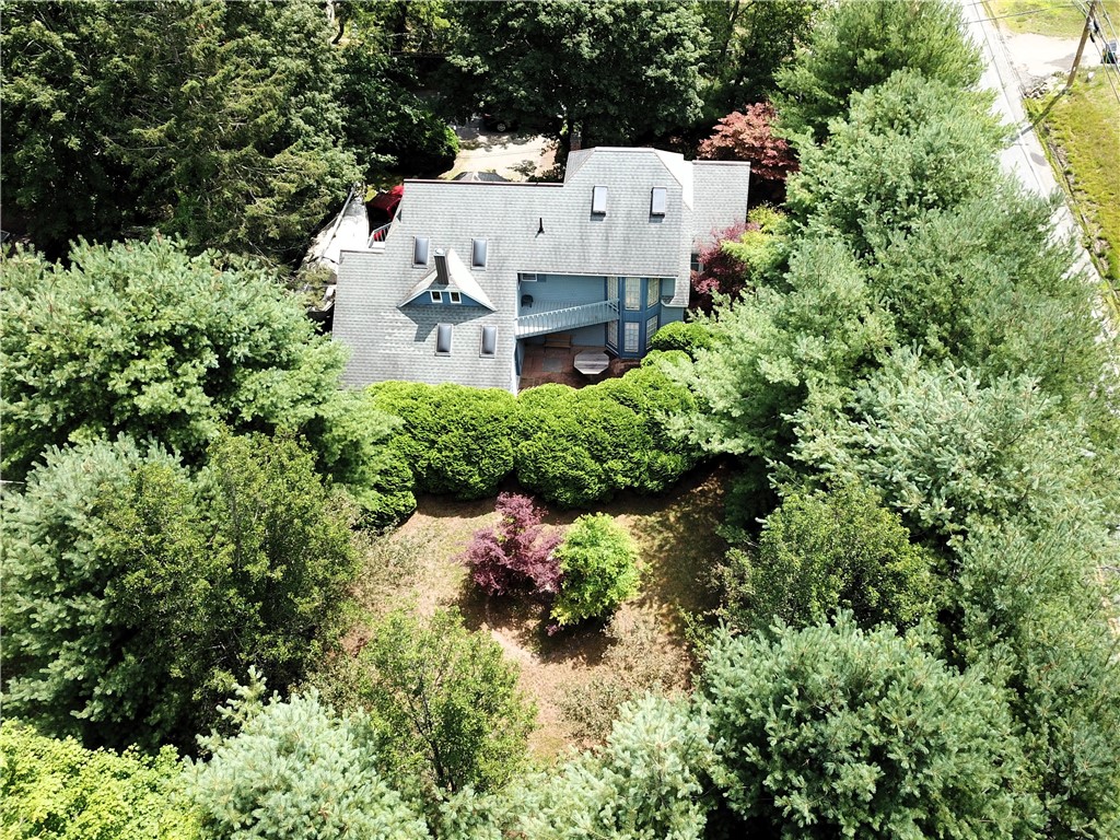 223 Ten Rod Road