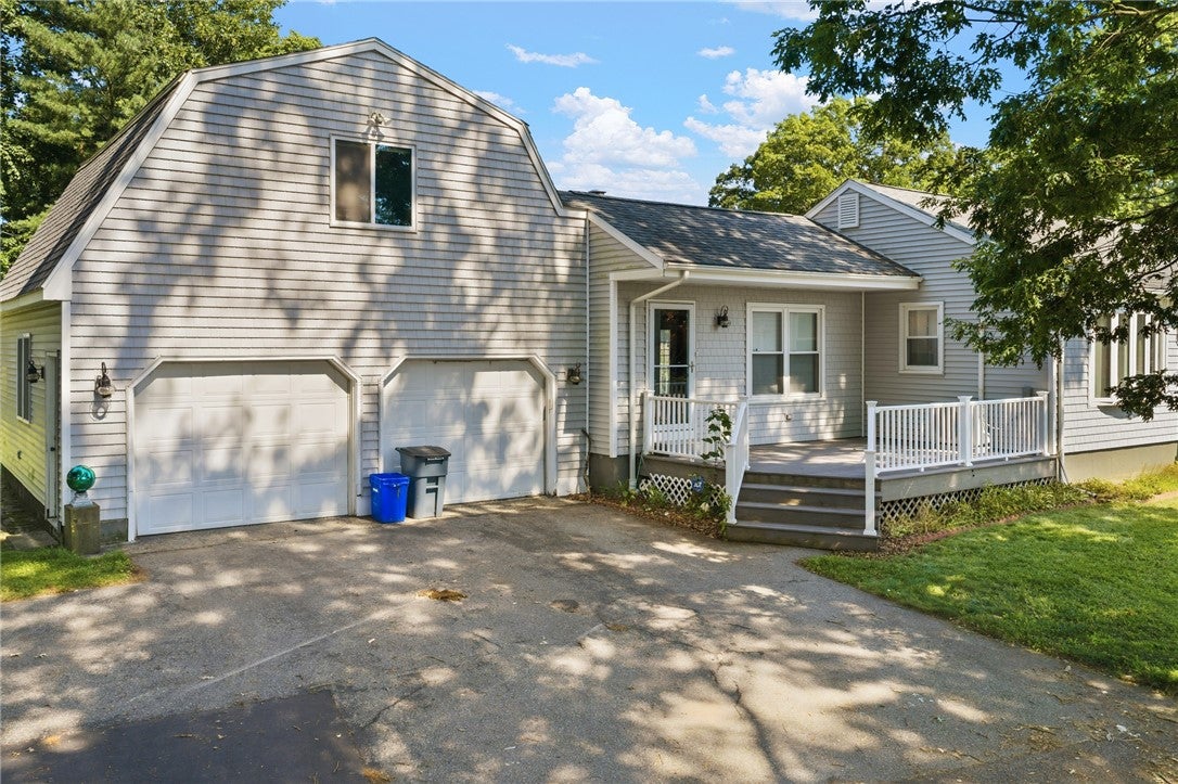 36 Holly Lane