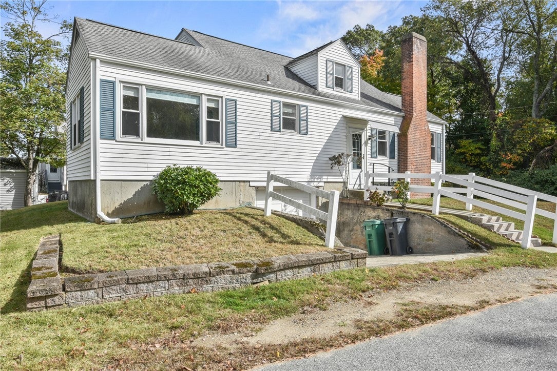 69 Lyall Avenue