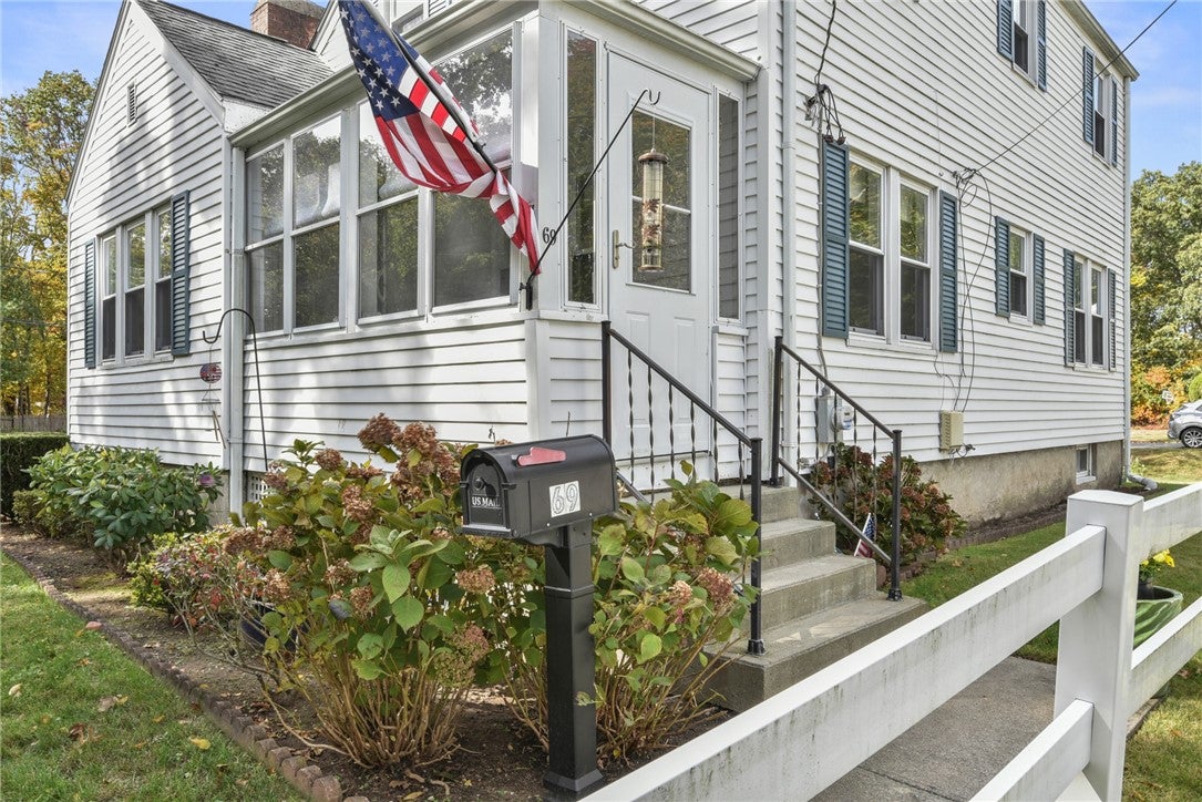 69 Lyall Avenue