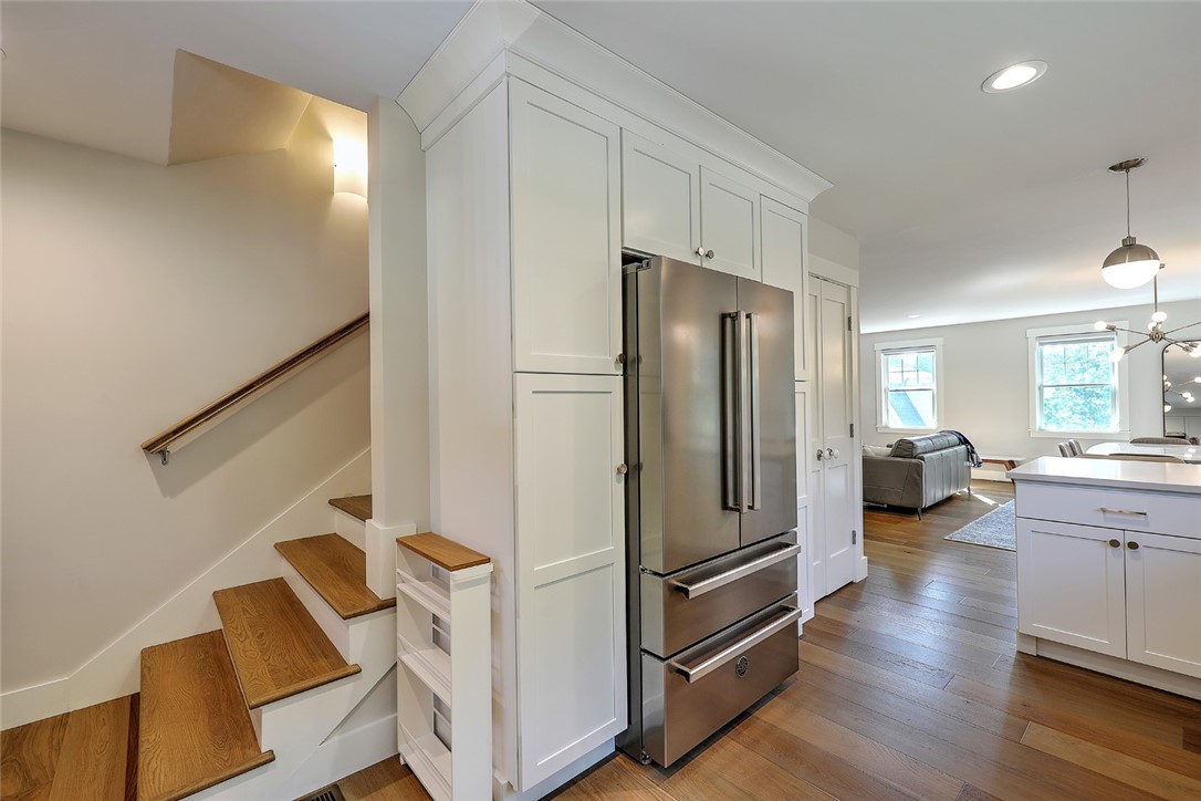 South Kingstown, Rhode Island, 02879, United States, 2 Bedrooms Bedrooms, ,3 BathroomsBathrooms,Residential,Active,2026805