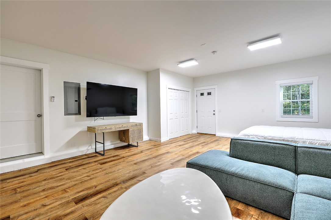 South Kingstown, Rhode Island, 02879, United States, 2 Bedrooms Bedrooms, ,3 BathroomsBathrooms,Residential,Active,2026805