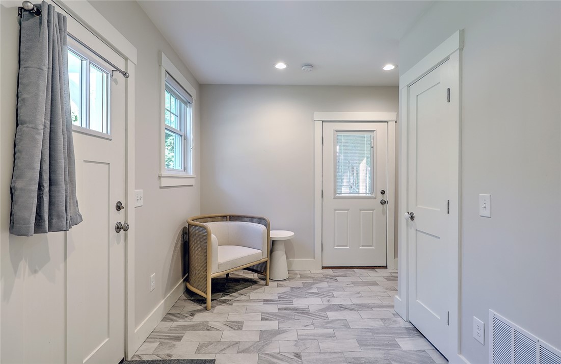 137 Rosebriar Avenue