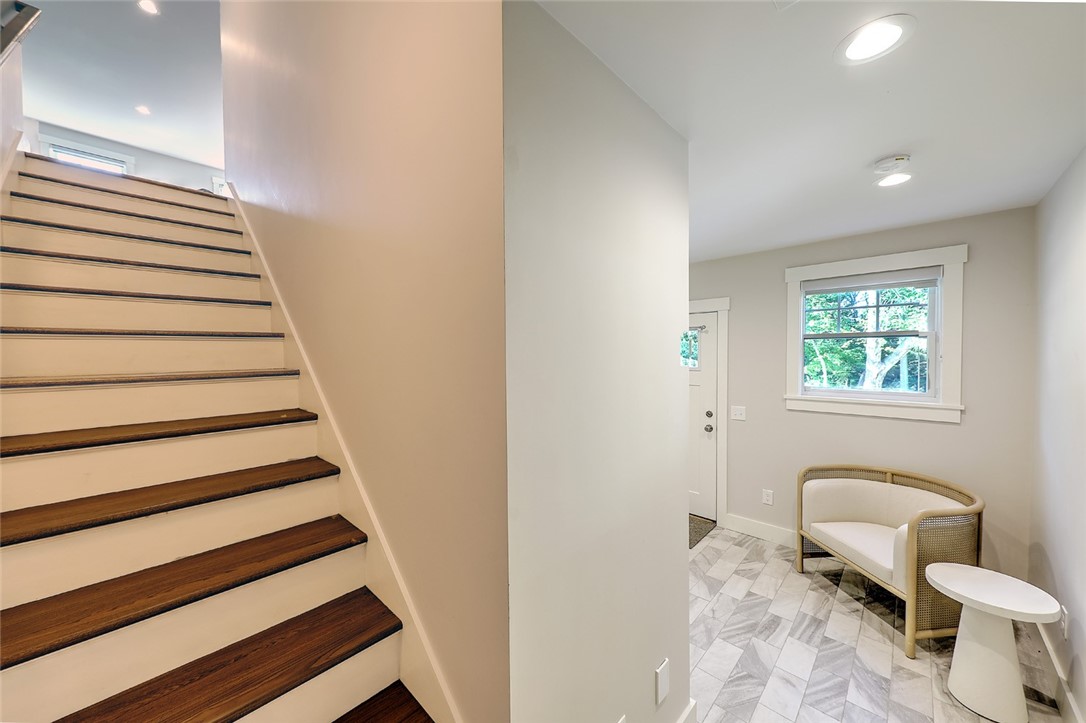 South Kingstown, Rhode Island, 02879, United States, 2 Bedrooms Bedrooms, ,3 BathroomsBathrooms,Residential,Active,2026805