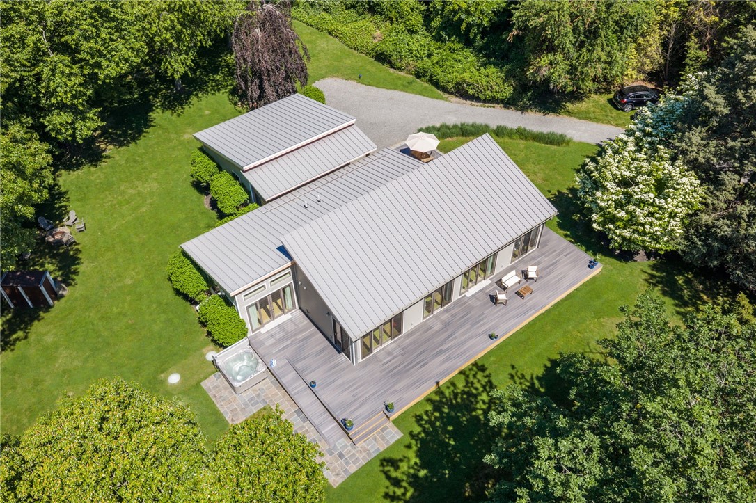 621 East Shore Road