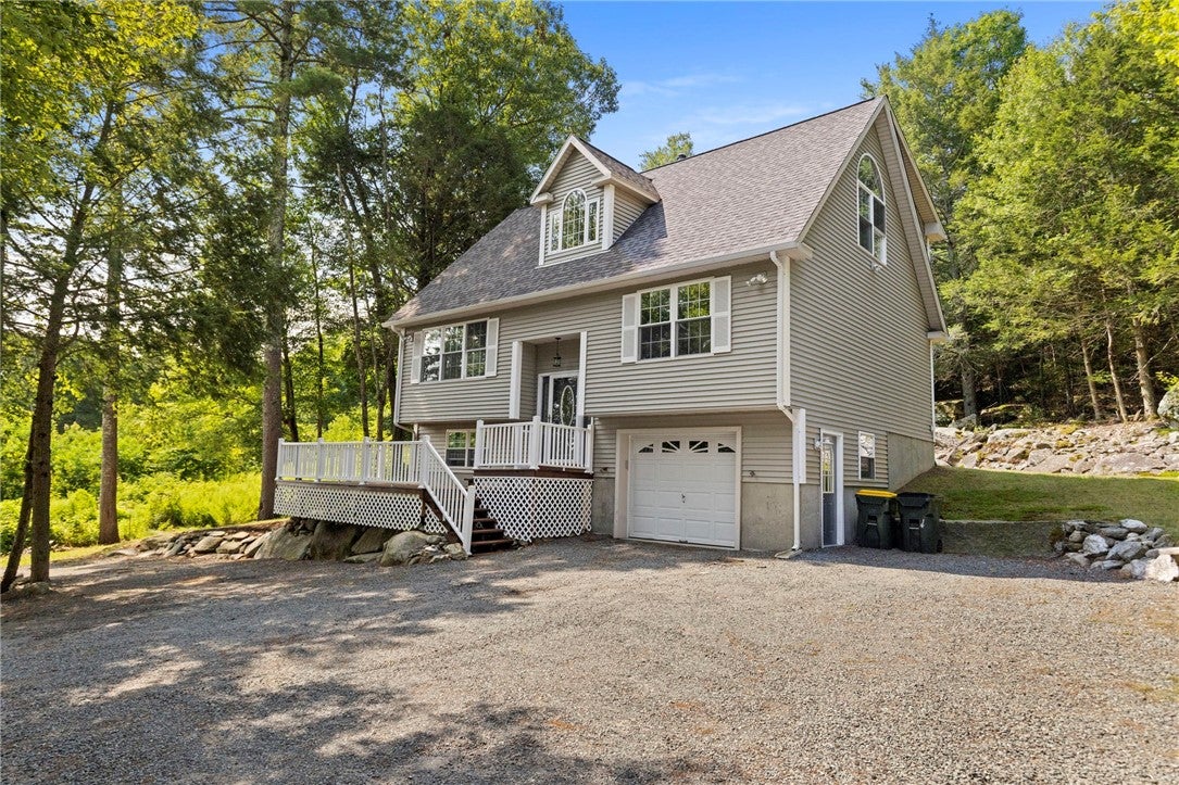 1524 Round Top Road