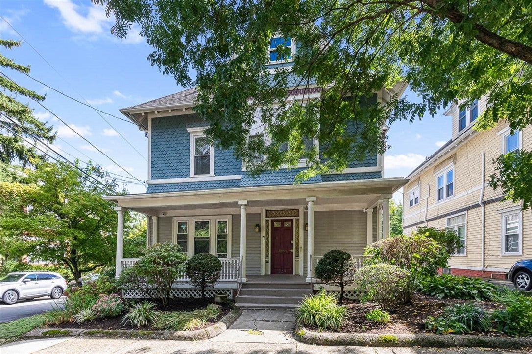 229 Morris Avenue