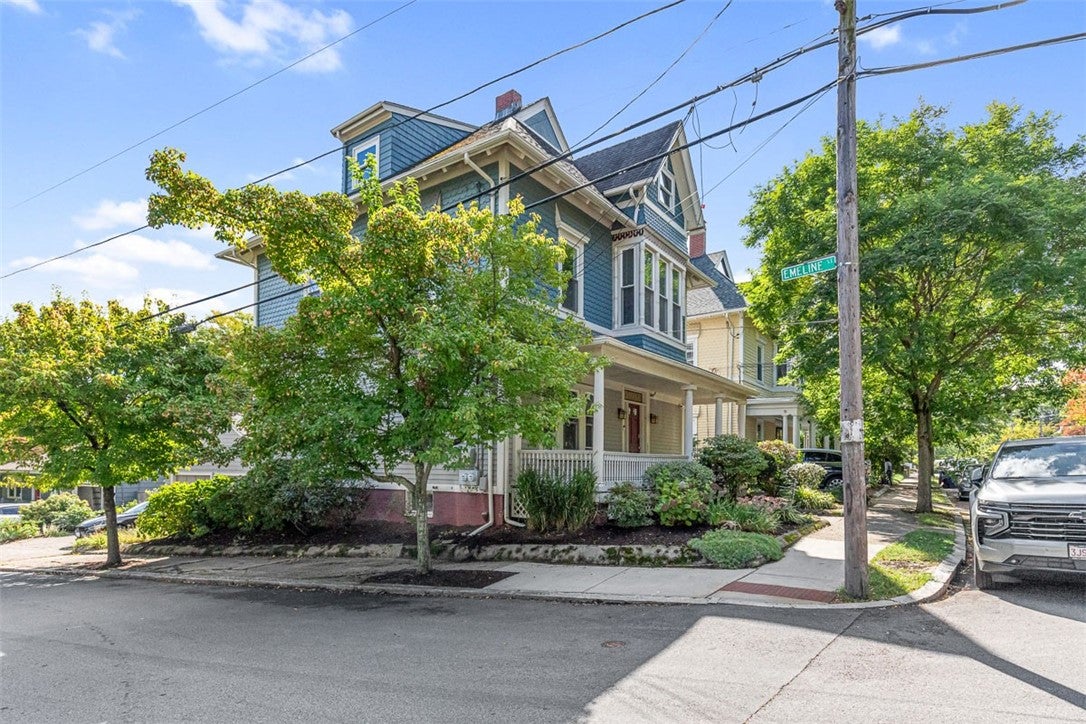229 Morris Avenue