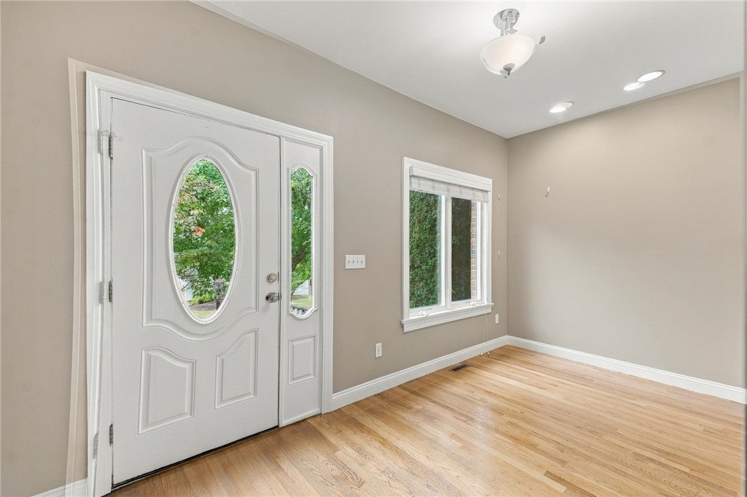 131 Fruit Hill Avenue 10