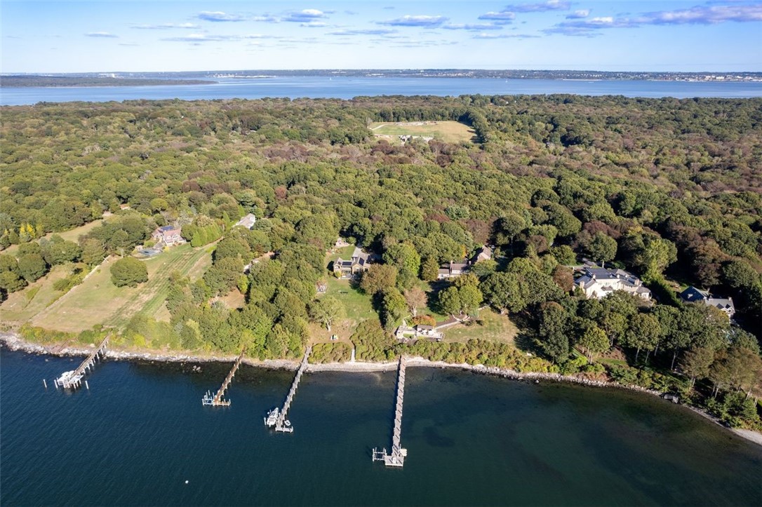 1191 NORTH MAIN Road